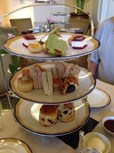 E: High Tea Peninsula Hotel